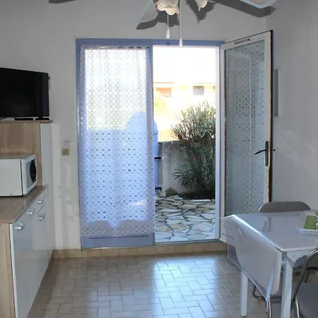 Apartment Pavillon Climatise Avec Parking - 5 Couchages - 5cigal27 *